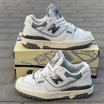 New Balance 550