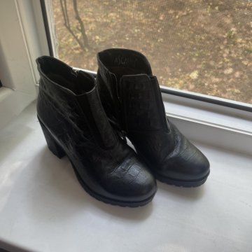 Полусапожки