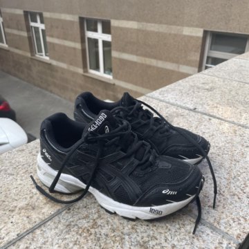Кроссовки ASICS gel 1090