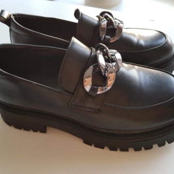 Лоферы 37 размера