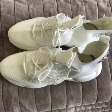 Кроссовки концертные