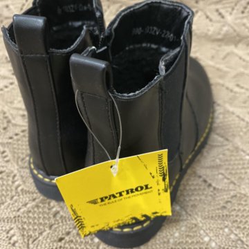 Ботинки для девочки 30