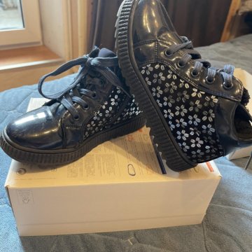 Ботинки осенние для девочки 29р