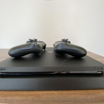 PlayStation 4 Slim, 1 Тб, 2018 года