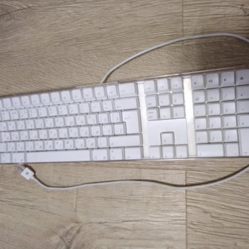 Клавиатура Apple