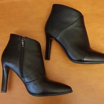 Ботильоны женские 39 размер новые