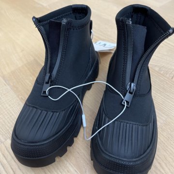 Детские ботиночки ZARA