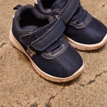 Крассовки детские 21 р.