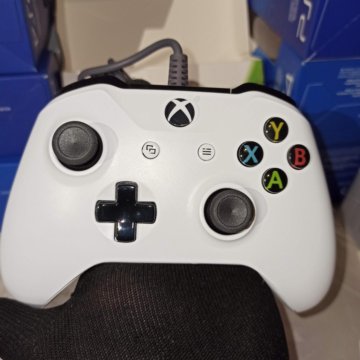 Геймпад Xbox One проводной