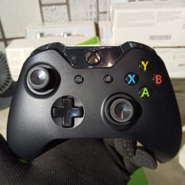 Новый беспроводной геймпад для xbox one s/x или пк