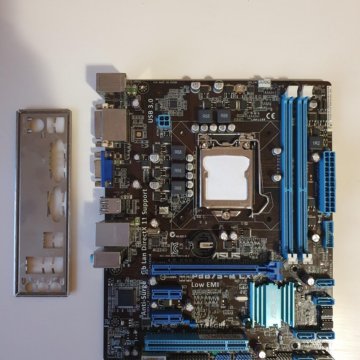 Материнская плата на 1155 сокете