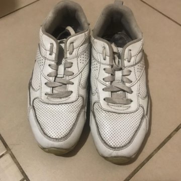 Кроссовки Tervolina