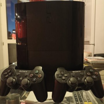 PlayStation 3 super slim 500 gb