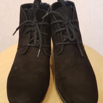 Ботильоны из натуральной замши бренда Gabor