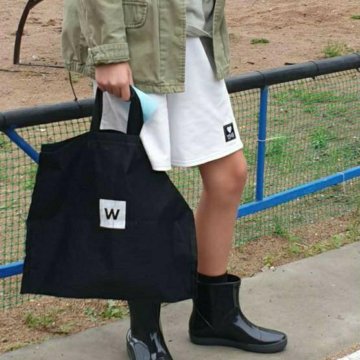 Резиновые полусапожки чёрные