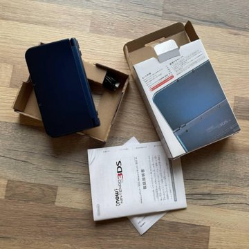 New Nintendo 3DS XL Blue Super Luma 32 Gb