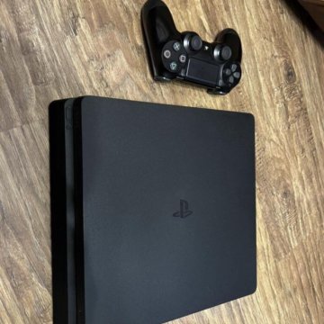 PS4 slim