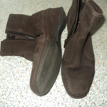 замшевые ботиночки