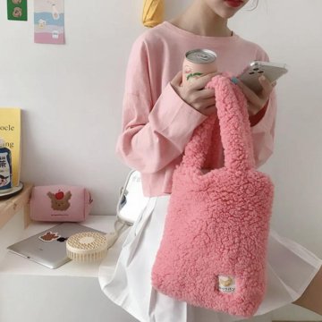 Сумка пушистая