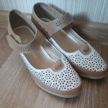 Туфли 38 р-р новые. ОБМЕН ниже