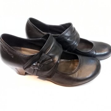 Туфли женские, натуральная кожа.