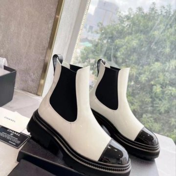 Ботинки Chanel????