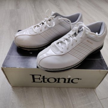 Кроссовки ботинки для боулинга обувь женская 38.5