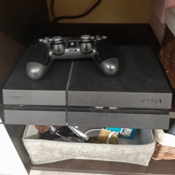 Игровая приставка PlayStation 4, 500 Gb