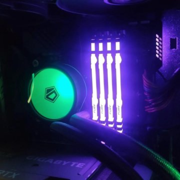 Оператива DDR 4 3600MHz Kingston fury beast RGB (K