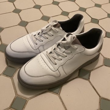 Кеды, кроссовки, босоножки, туфли 40-41 размер