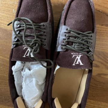 Почти Louis Vuitton