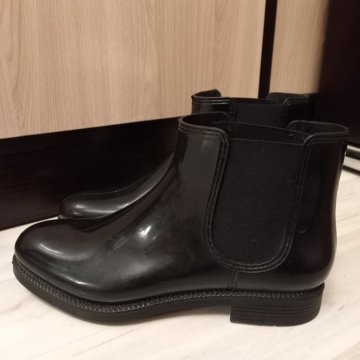 Сапоги резиновые новые