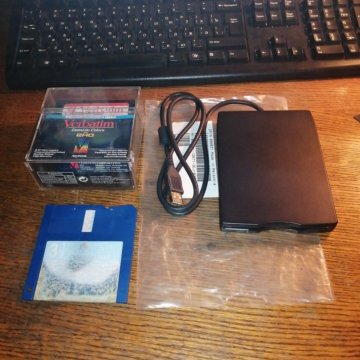 Внешний флоппи диск Dell