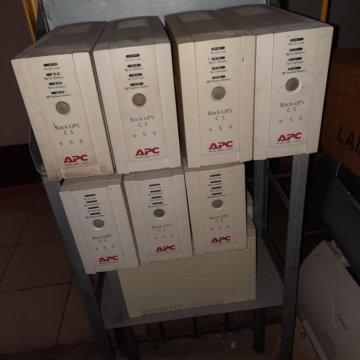 Источник бесперебойного питания APS BK 650 EI