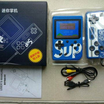 Игровая мобильная консоль 8 бит