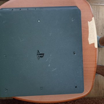 ps4 slim 1tb +акк с играми(желательно обмен на пк)