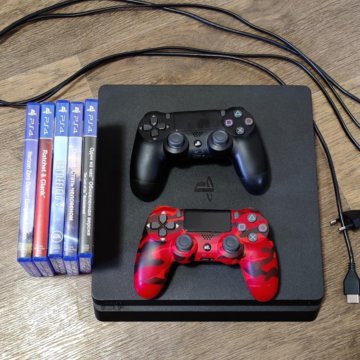 Playstation 4 slim