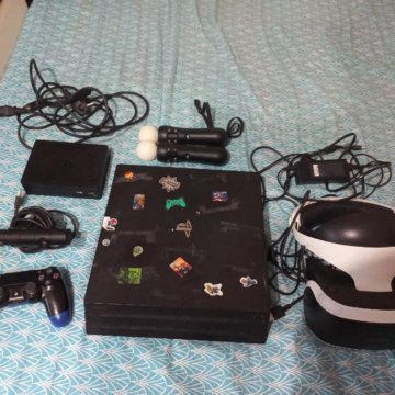 Playstation 4 pro 1tb + vr шлем + игры