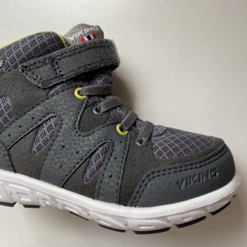 Ботинки Viking для мальчика, демисезон, 23 р.