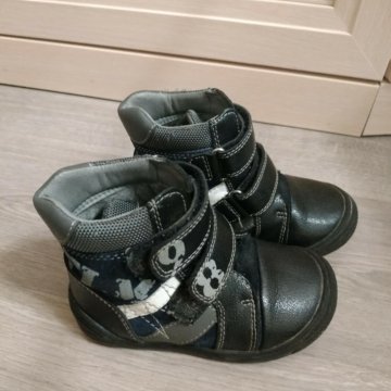 Демисезонные ботинки 22 р.