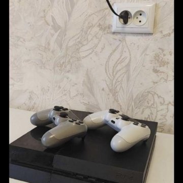 Свою ps 4 . 400 гб