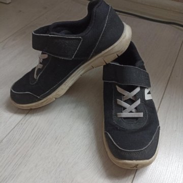 Кросовки на мальчика 34 р-р