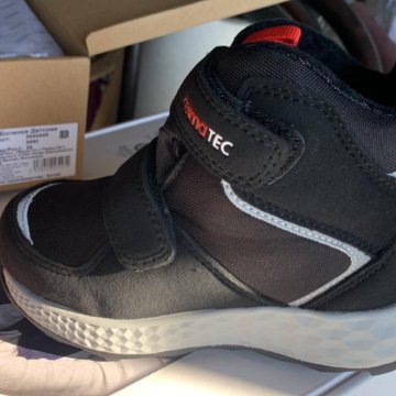 Ботинки зимние рейма р 23,25