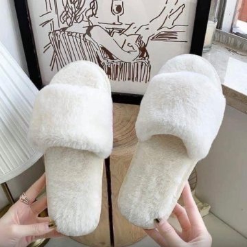 Домашние пушистые тапочки