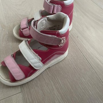 Ортопедические сандали б/у