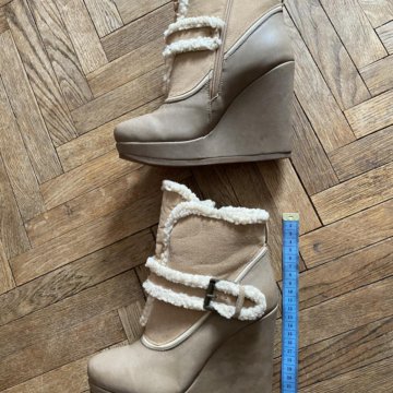 Ботильоны зимние на платформе/танкетке 39