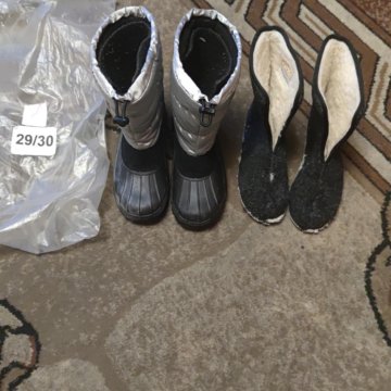 Сапоги детские,со сменными чулками-утепл.,Новые