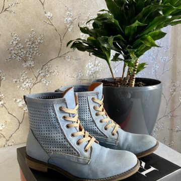 Полуботинки