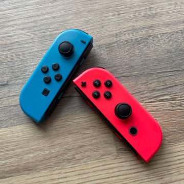 Joy Con Controllers Red / Blue Switch