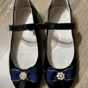 Туфли/балетки на девочку размер 33